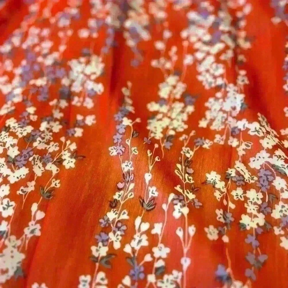 Red V-neck Floral Dress with Small Ruffled Neckline - Picture 4 of 4